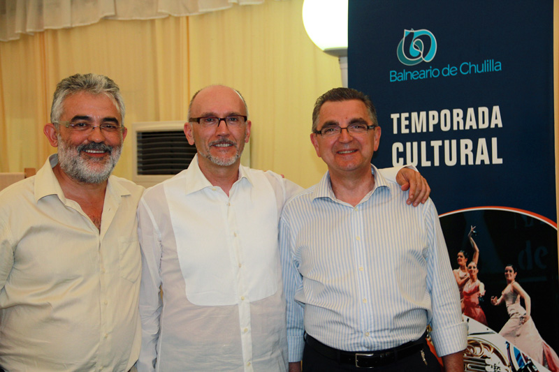 Con el director del Balneario de Chulilla y José Pellicer.