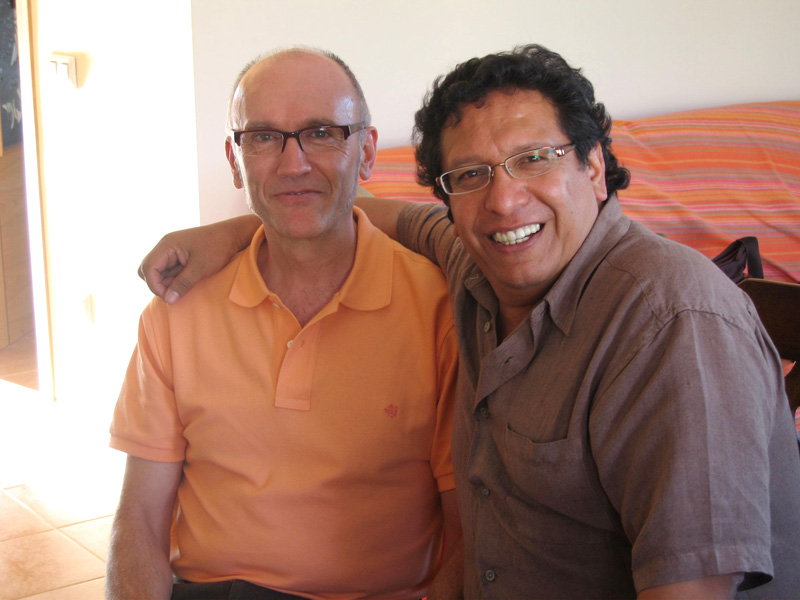 Con el percusionista mexicano Víctor Mendoza.